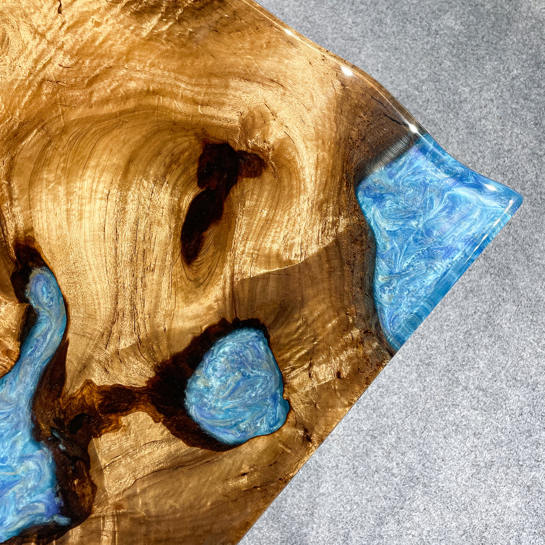 Seawavetable-Unique wood and resin dining table with natural live edge finish