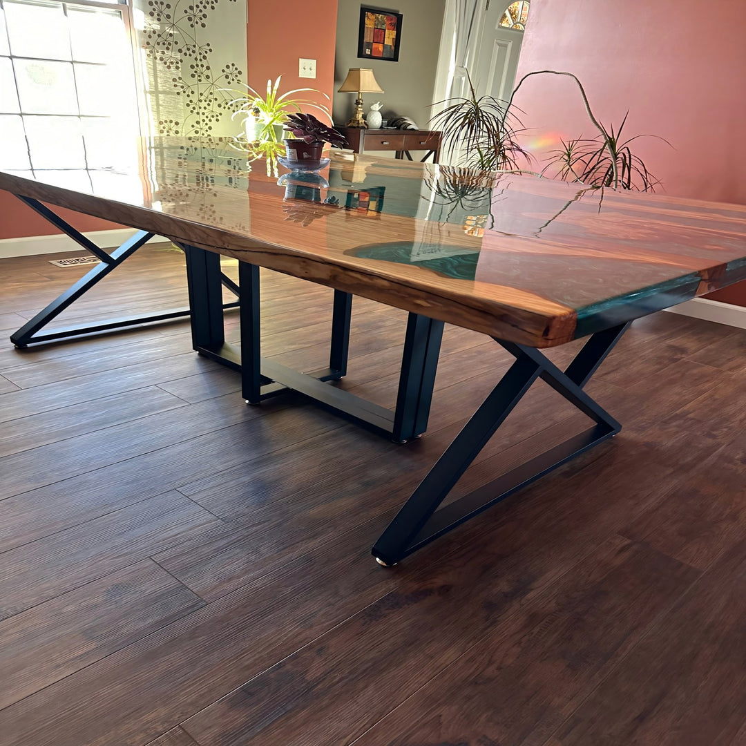 Where Sunlight Meets Resin — Alison’s Dining Story