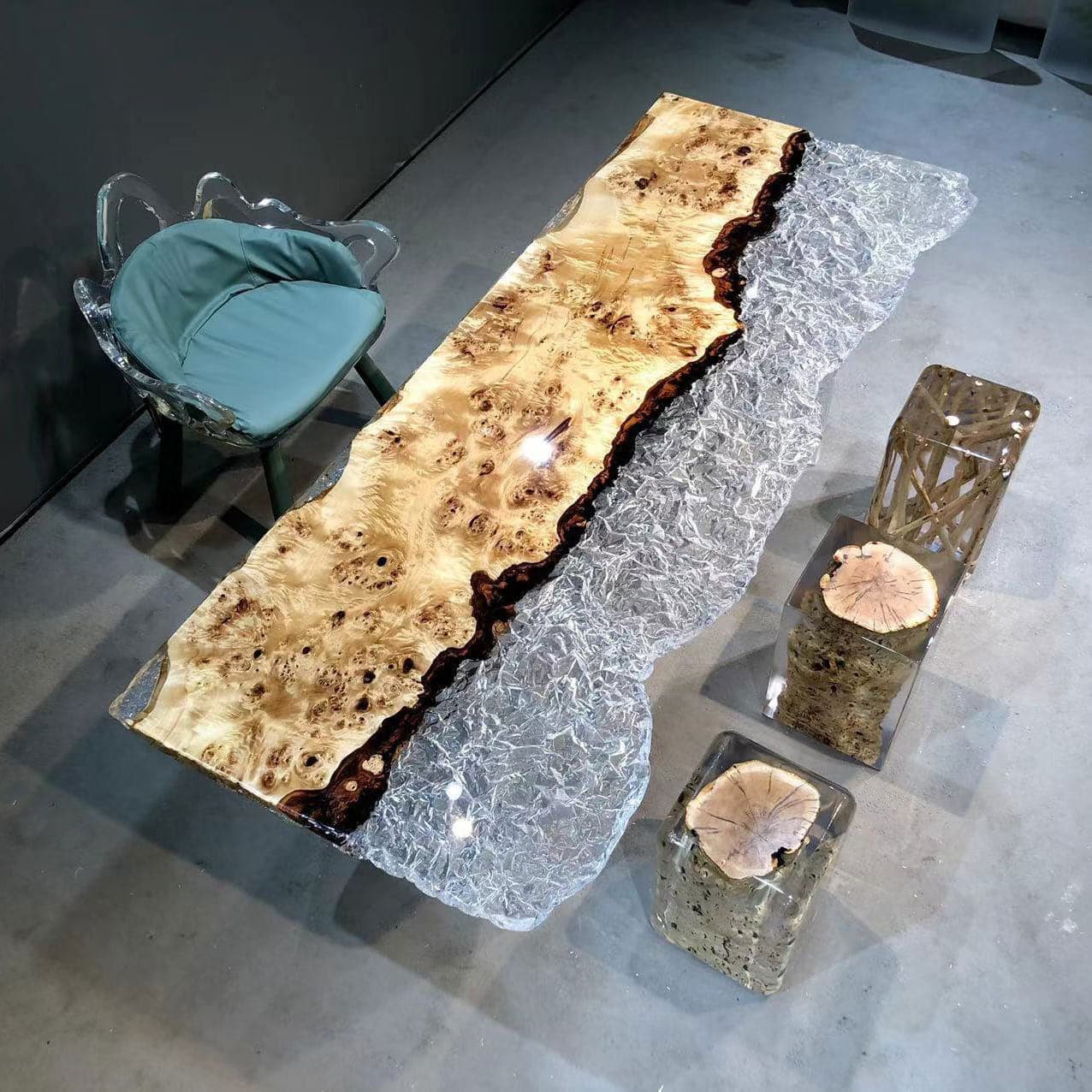 SeaWaveTable CRT-094 ice-crystal resin tabletop