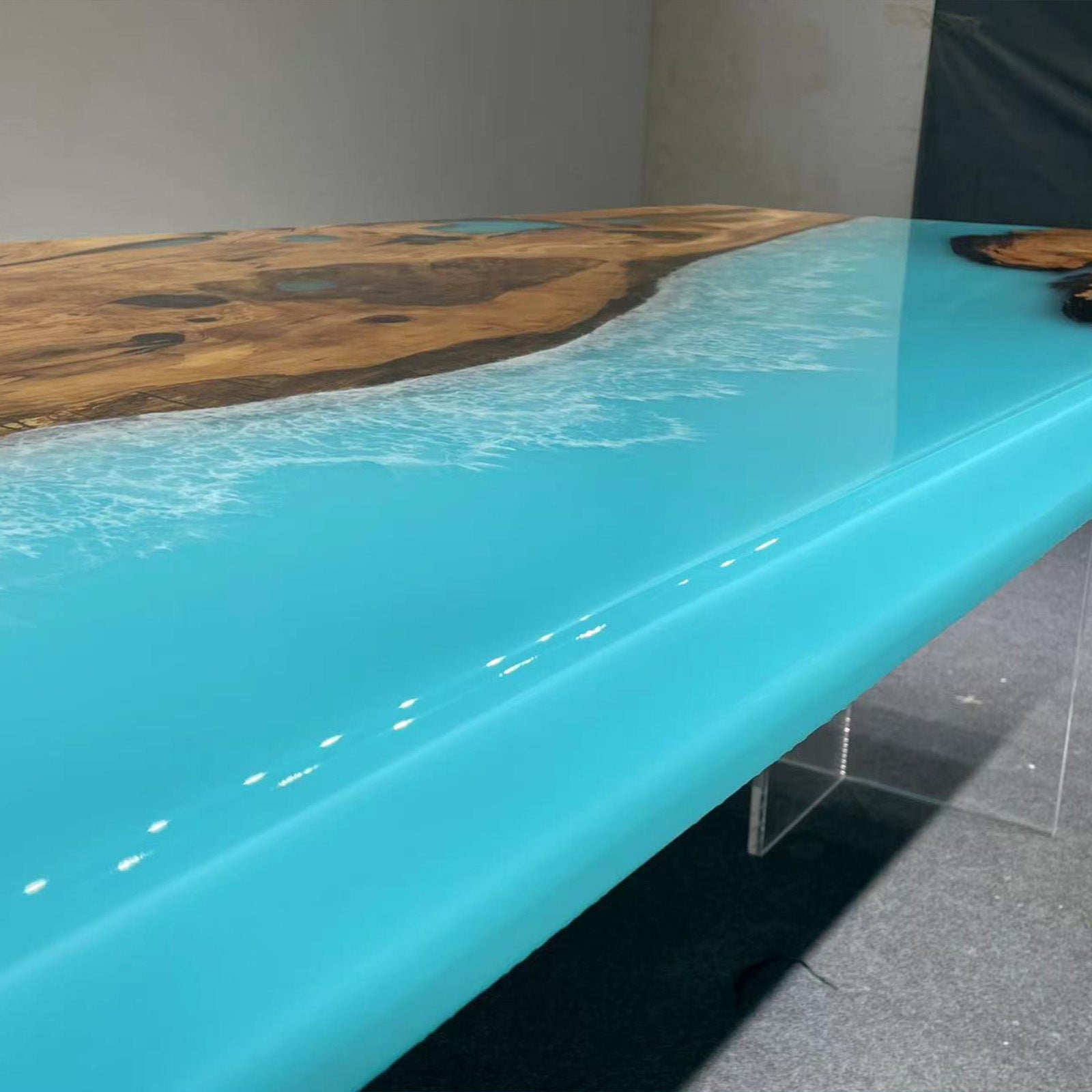 Attaching MTL01 metal base to CRT-082 olive wood Ocean Serenity dining table