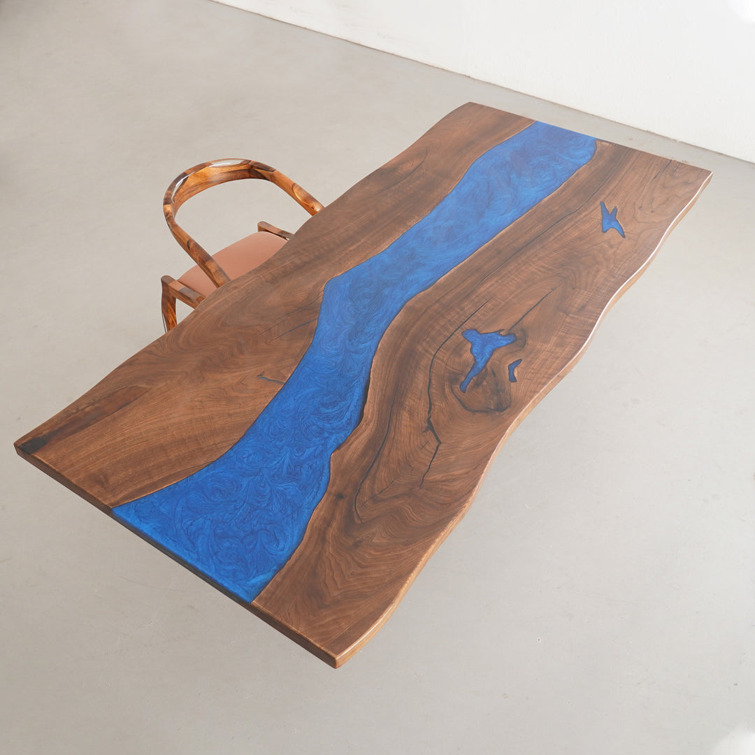 epoxy table,dining table,resin table,River table,kitchen table,epoxy table top,epoxy counter top,black epoxy table,custom epoxy resin table，blue epoxy table,custom epoxy table,epoxy resin table,grow epoxy table with LED lights,live edge dining table,epoxy kitchen table