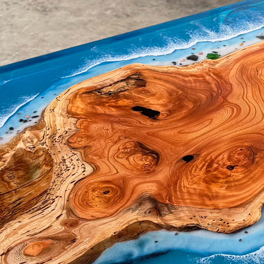 Seawavetable-Detail of layered wave resin with natural beech wood grain