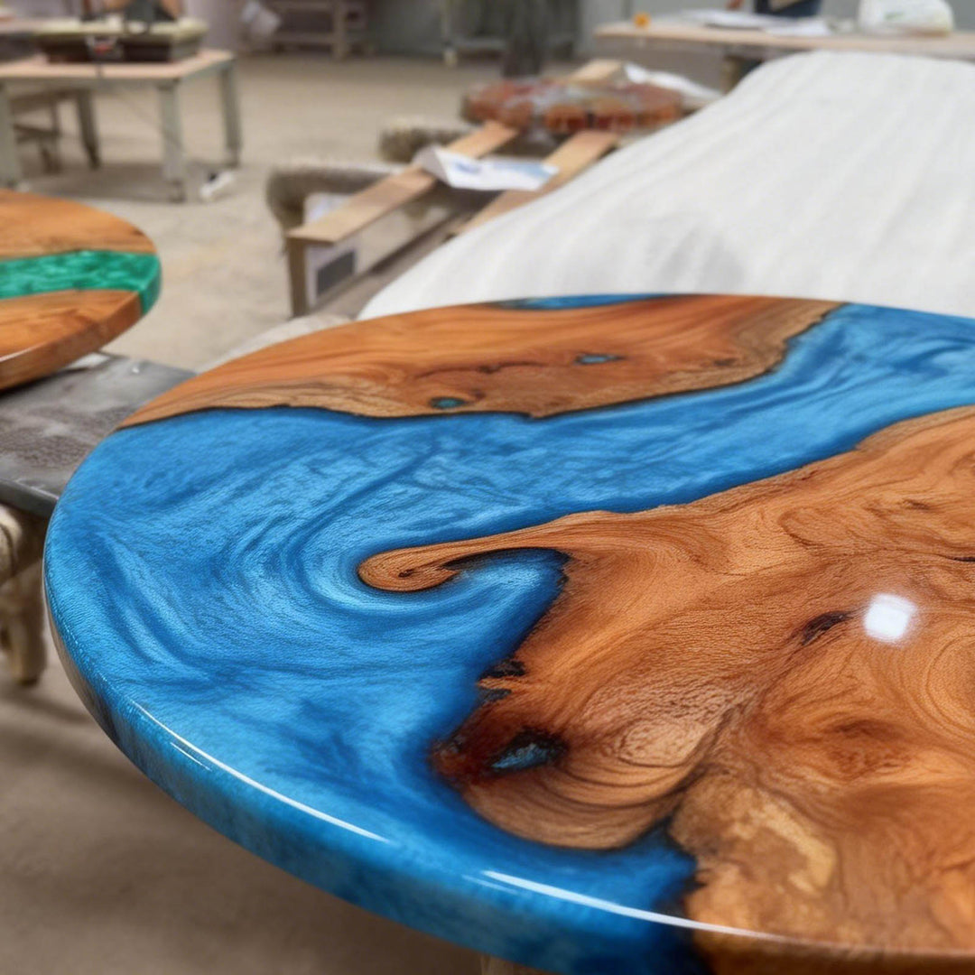 Seawavetable-Custom resin coffee table round beech wood with seamless blue epoxy river layout