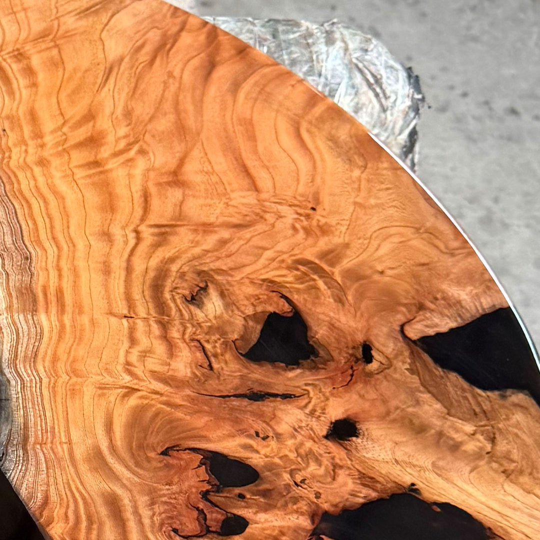 Seawavetable-Designer Black Transparent Resin Round Table for Dining or Coffee