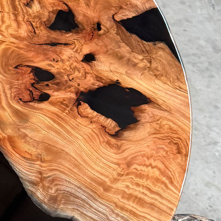 Seawavetable-Artisan Handcrafted Round Table with Beech Wood and Black Epoxy Resin