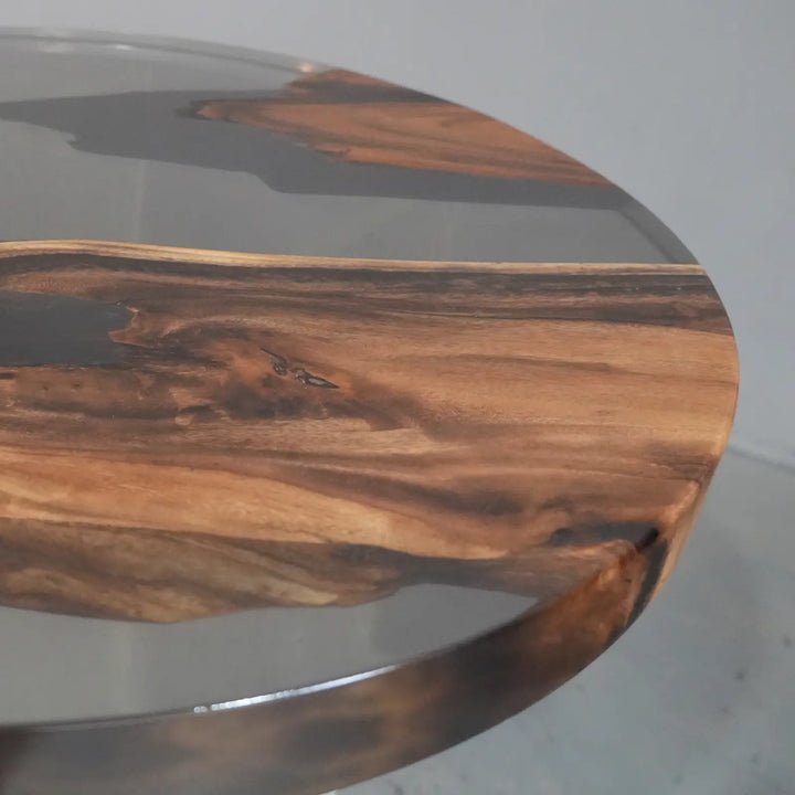 Seawavetable - Designer round walnut epoxy dining table for family gatherings