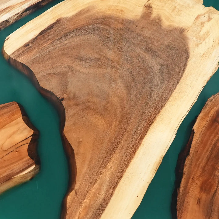 Seawavetable- round walnut lagoon green epoxy table for lounge area