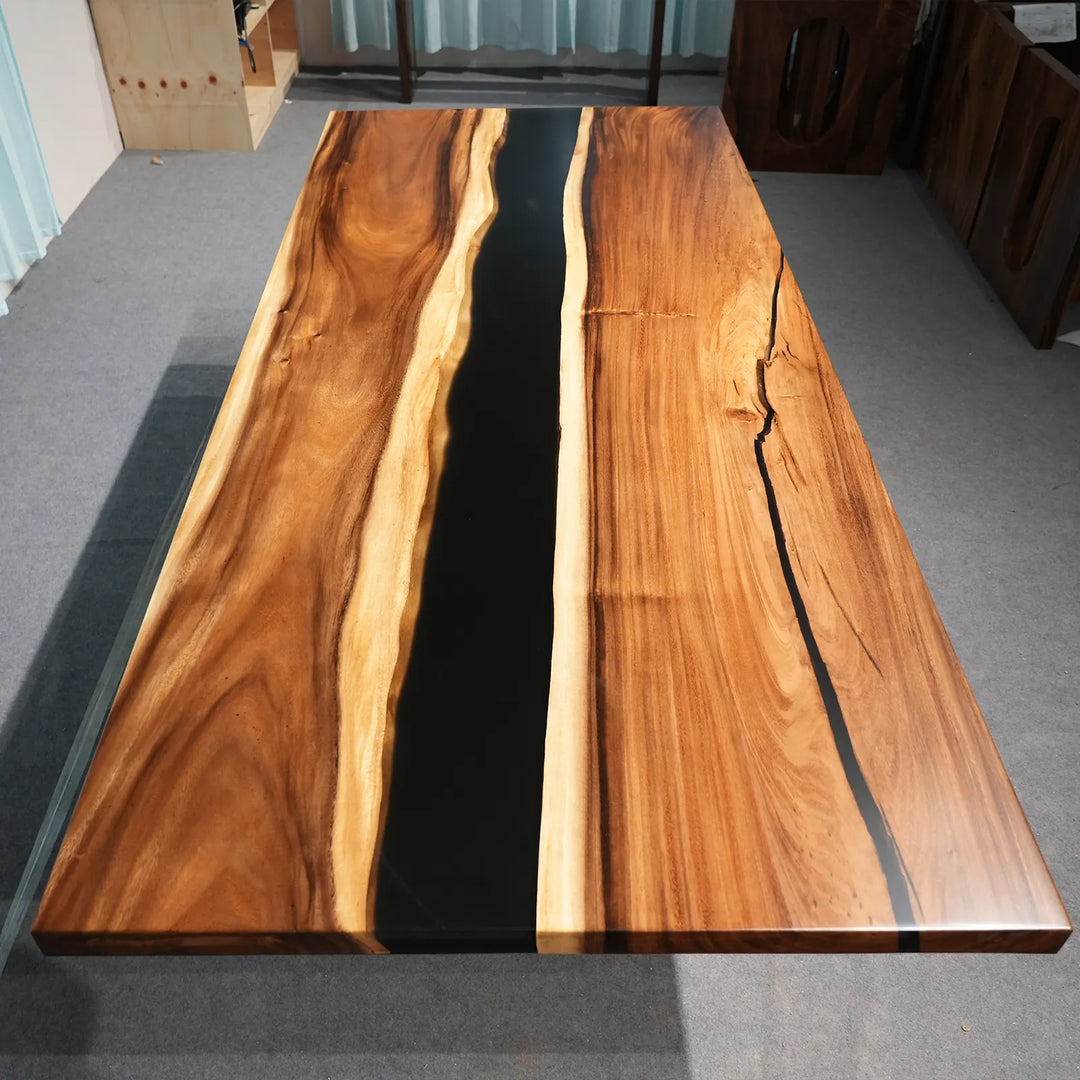 Seawavetable-straight-live-edge-detail-on-solid-walnut-epoxy-table