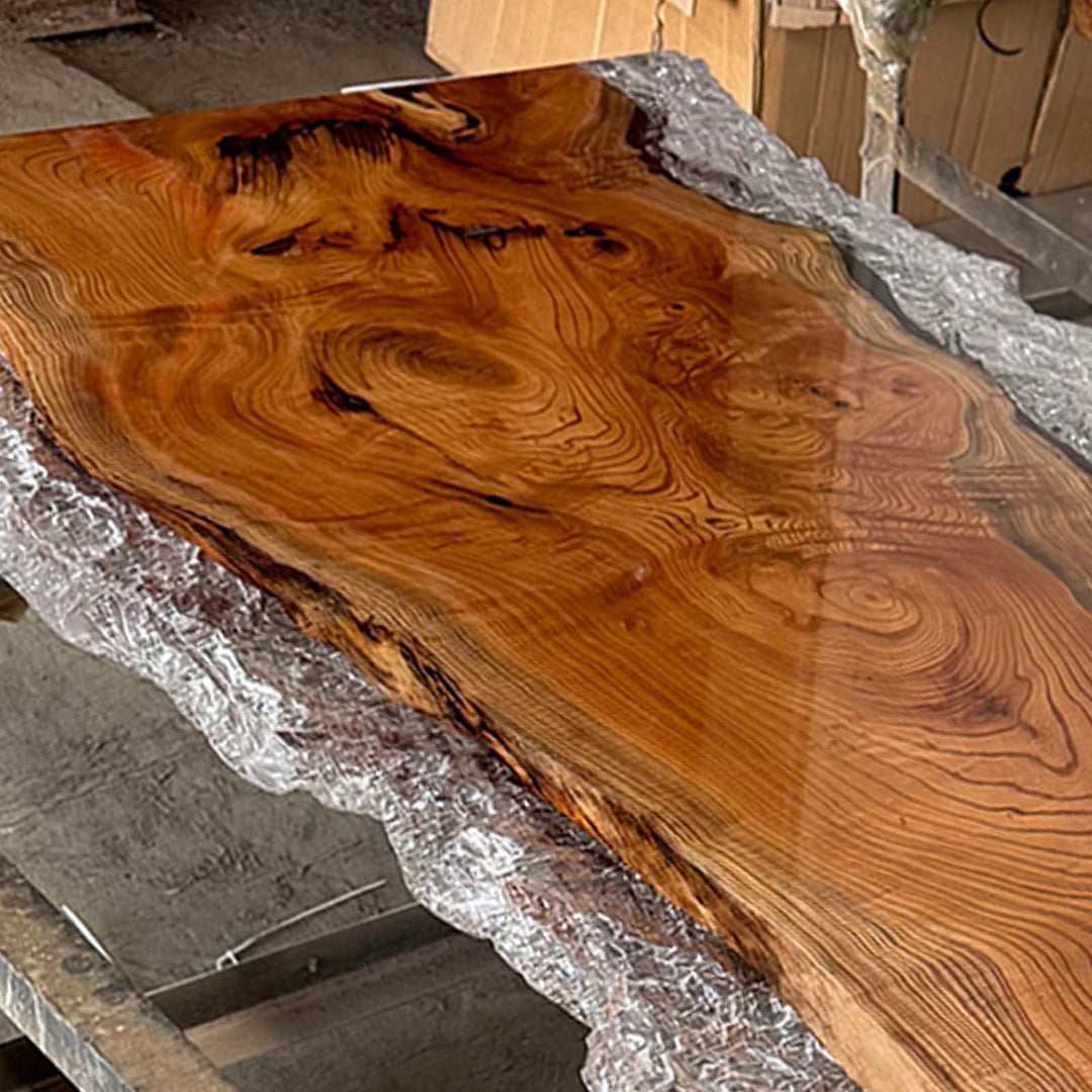 Seawavetable-Modern dining table with ice-crack resin and natural beech wood – GA