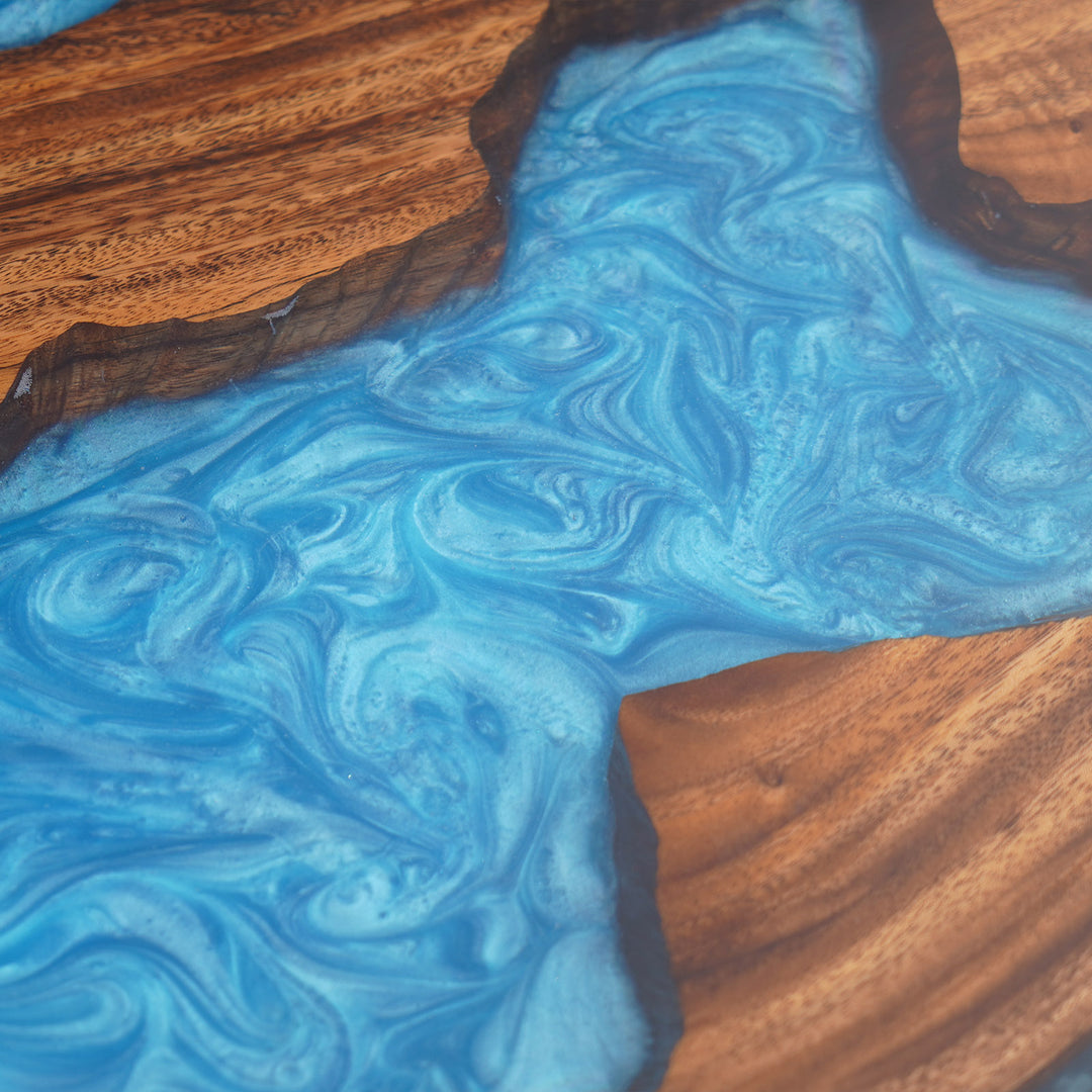 Seawavetable-Unique walnut and resin live edge dining table