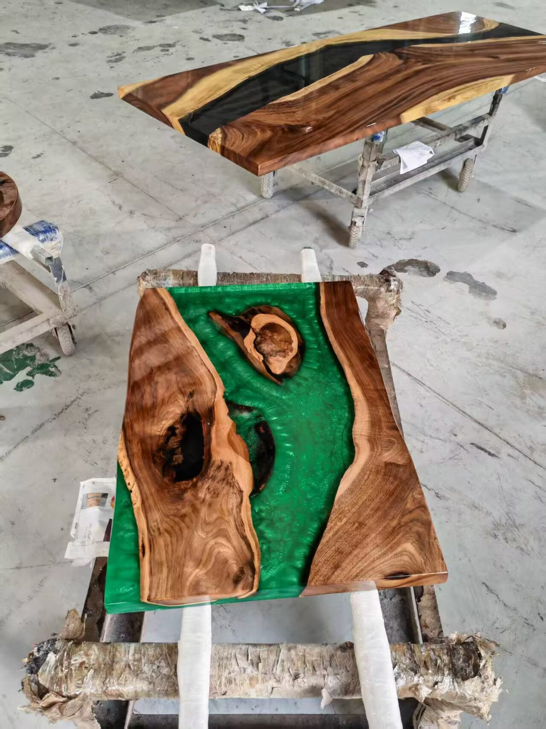 Custom 16" Wood & Epoxy Wall Clock – SW1869