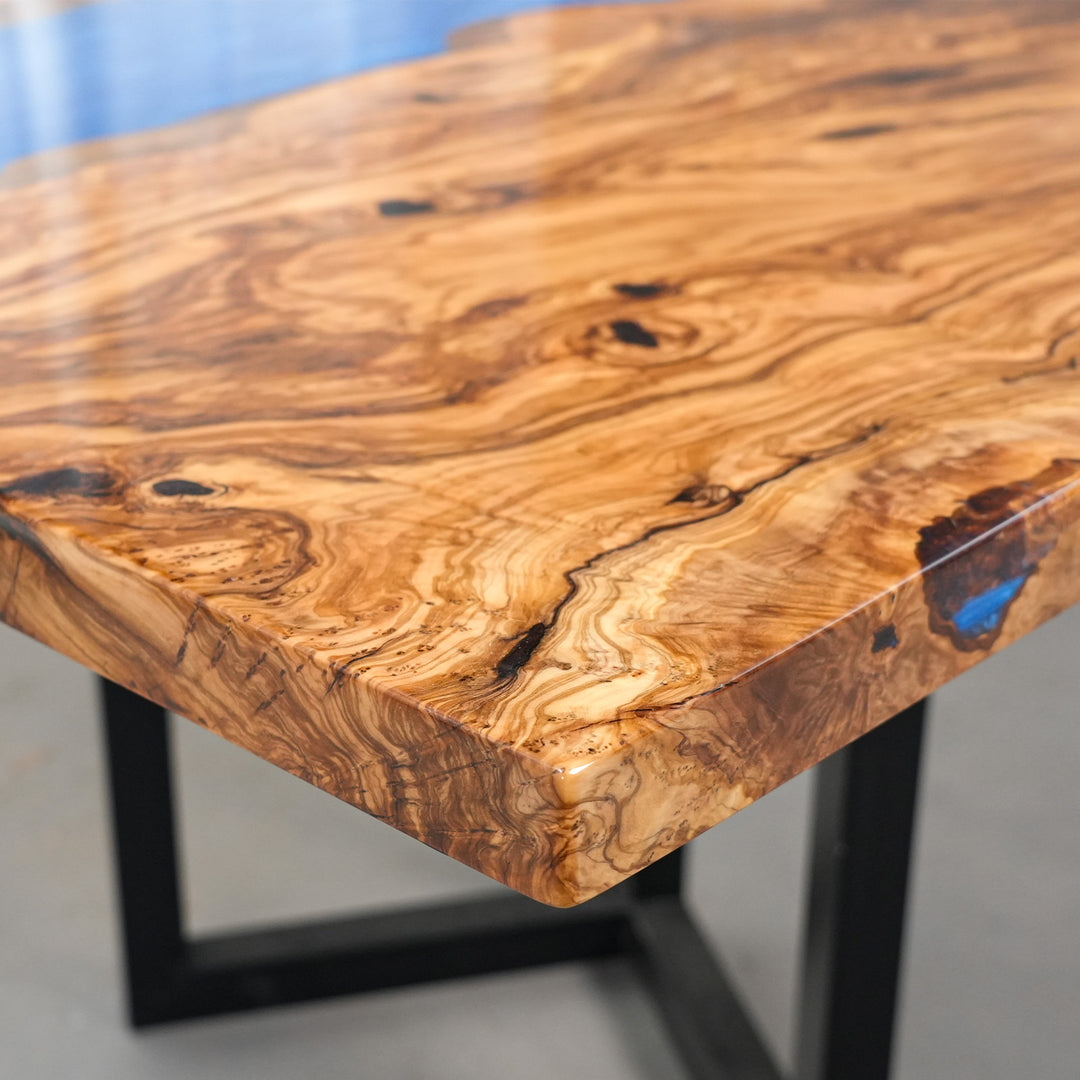 crt-246-olive-wood-grain-and-epoxy-detail