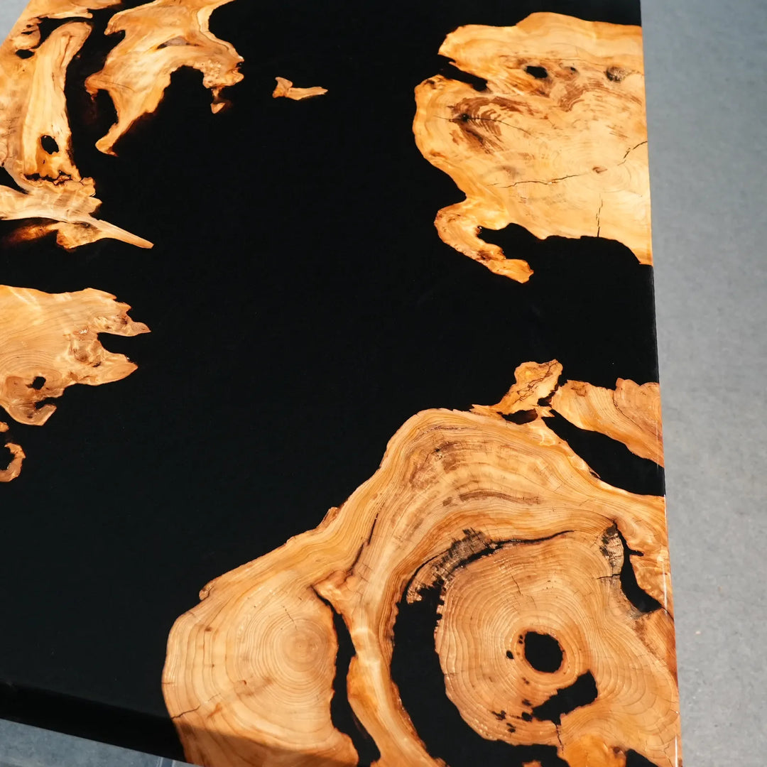 Natural Cunninghamia grain and knots contrasted with black epoxy by SeawaveTable